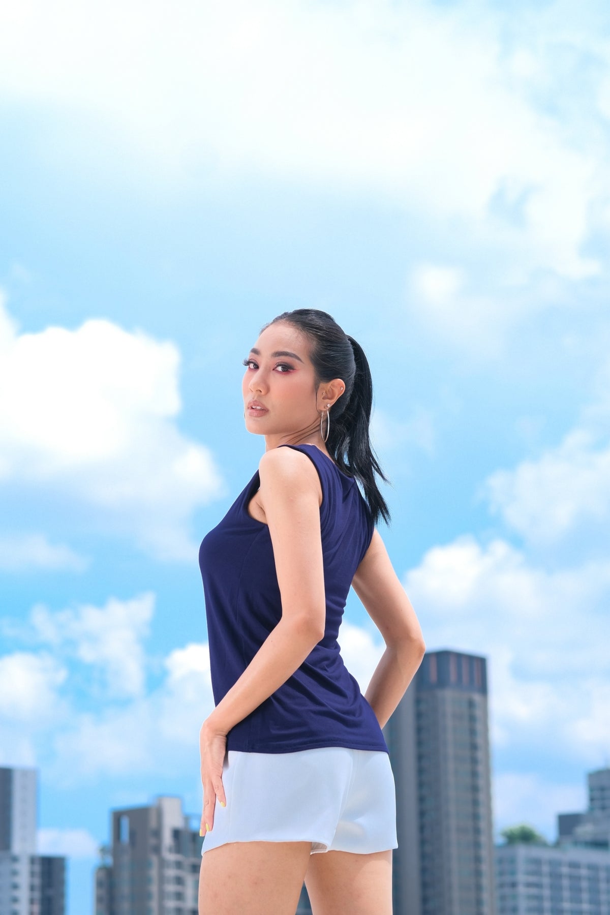 Camisole Lilya bleu marin – camisole femme légère sans manches, rayonne élasthanne