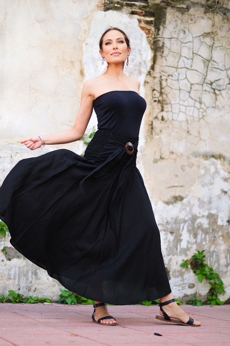 Jupe/Robe Convertible en rayonne, légère, douce et confortable, élastique à la taille permet de la porter aisément en toute occasion, parfaite pour le printemps ou une promenade en été, elle se porte en toute occasion, un incontournable à petit prix pour cette saison.