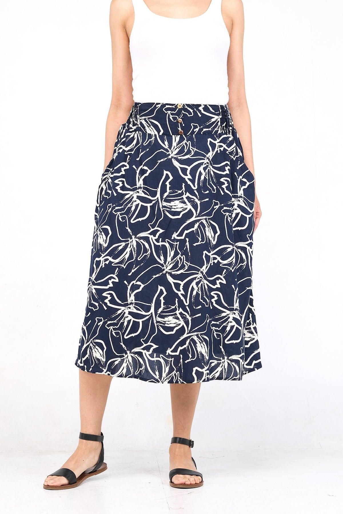 Jupe ample en viscose légère, parfaite pour le confort estival avec sa taille élastique et ses poches pratiques.