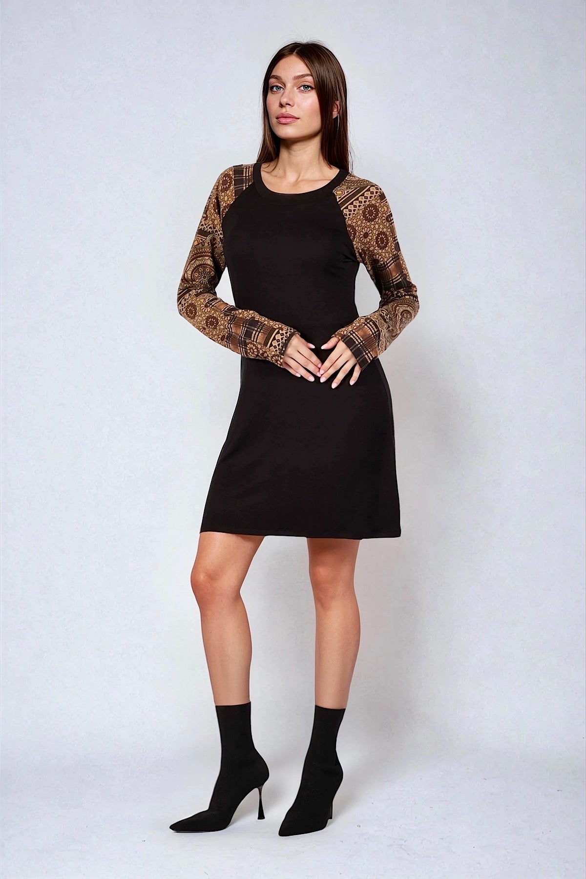 Robe Elenia