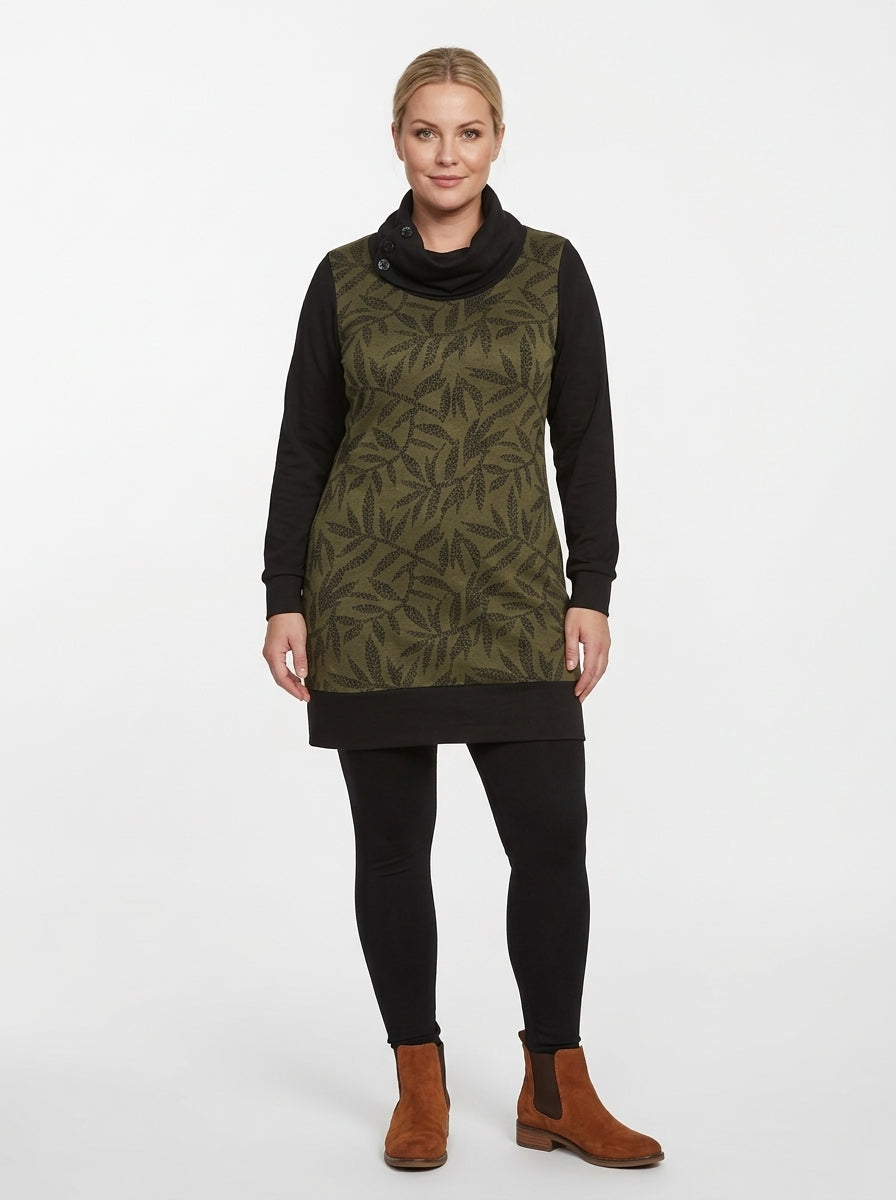 Robe Sophianne imprimé feuillage kaki et noir, vue d'ensemble