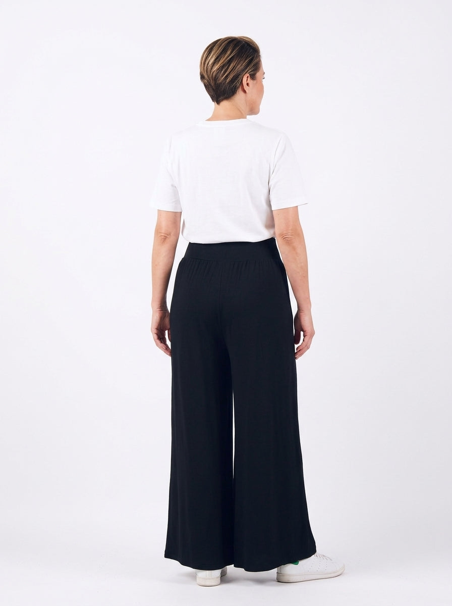 Pantalon Carla Long noir vu de dos