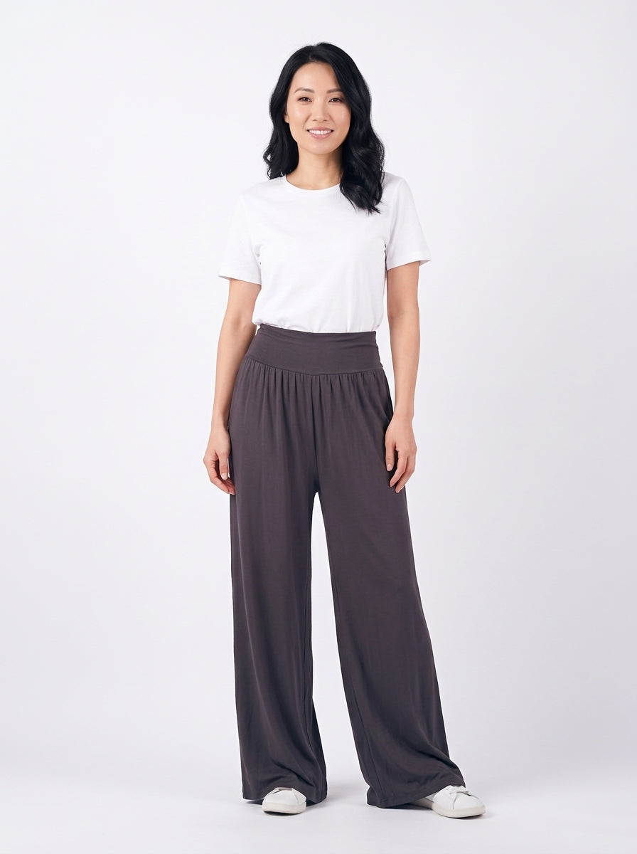 Pantalon Carla Long gris anthracite, jambe large vue de face