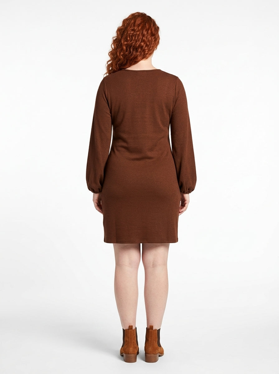 Robe Alexia châtaigne vue de dos