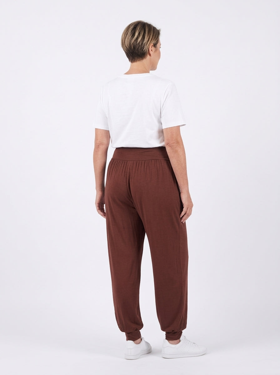 Pantalon Chloé Long châtaigne vu de dos
