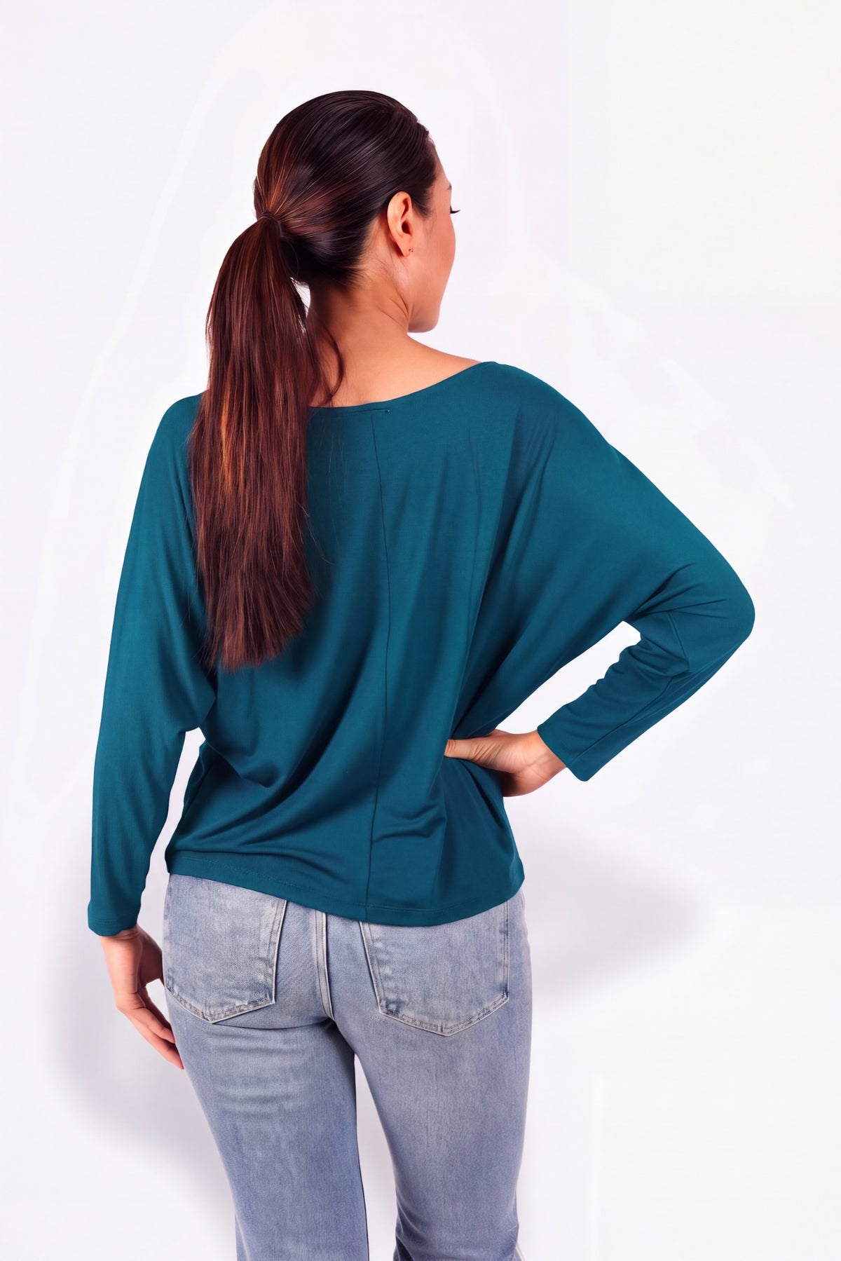 Haut ample Elysa bleu canard vu de dos