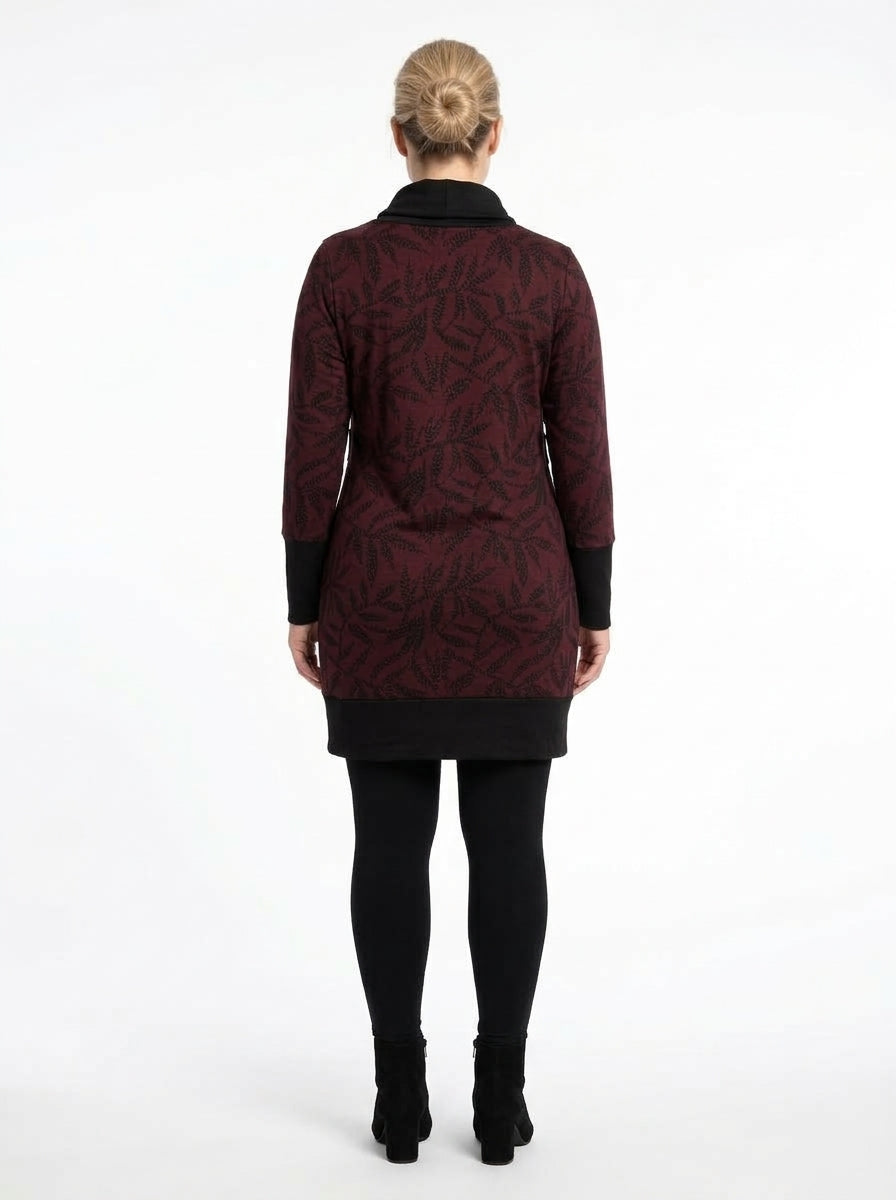 Robe Maëlle cerise vue de dos
